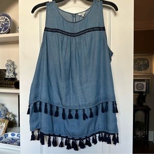 crown & ivy Light Blue Tassel Tank with Navy Trim